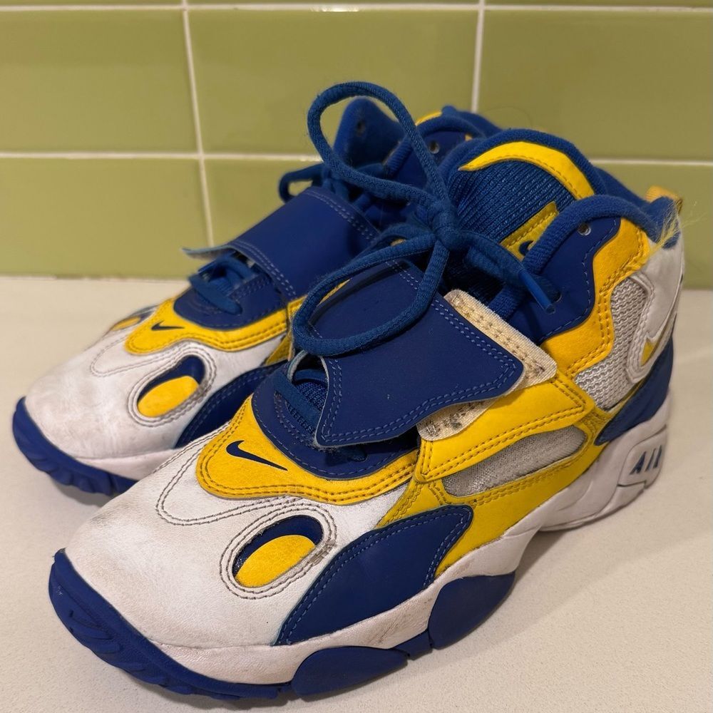 Nike Air Speed Turf DZ4448-100 Youth Sneakers — Size 7Y Blue/Yellow (Used)